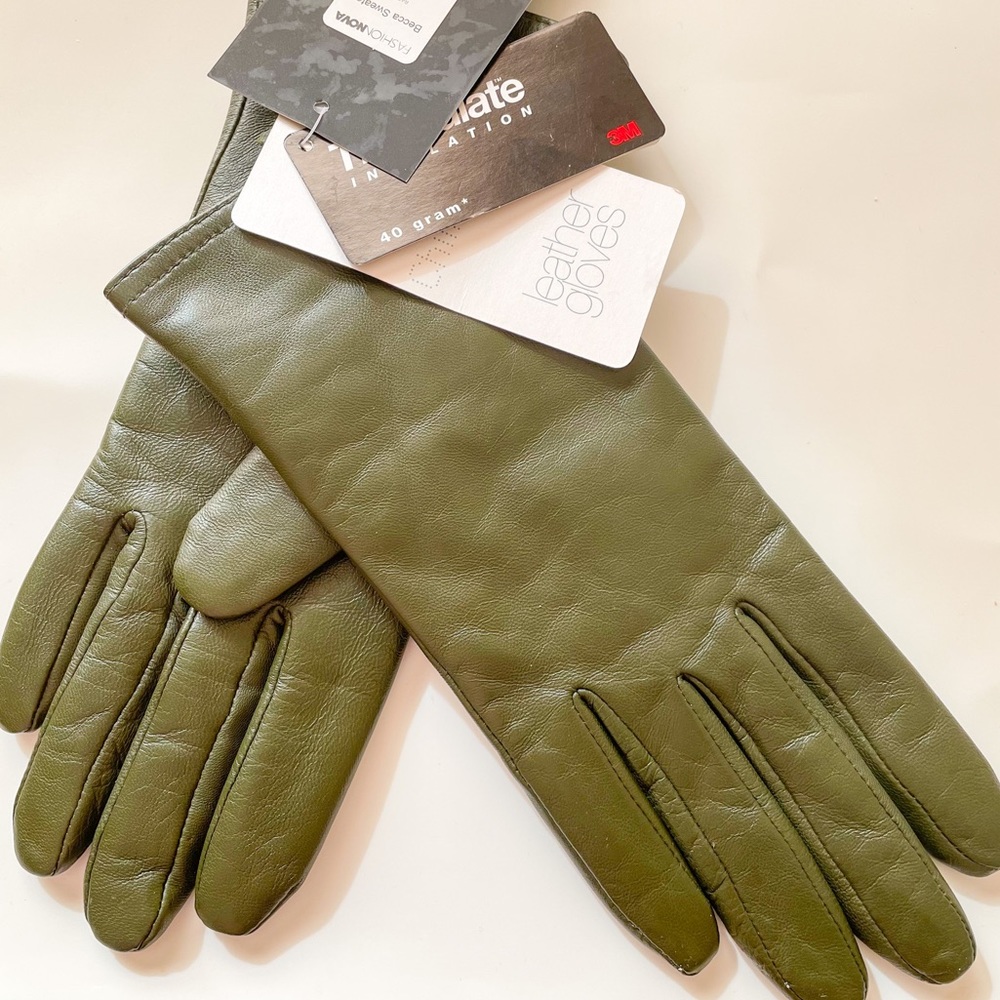 Green Leather Woman’s Gloves